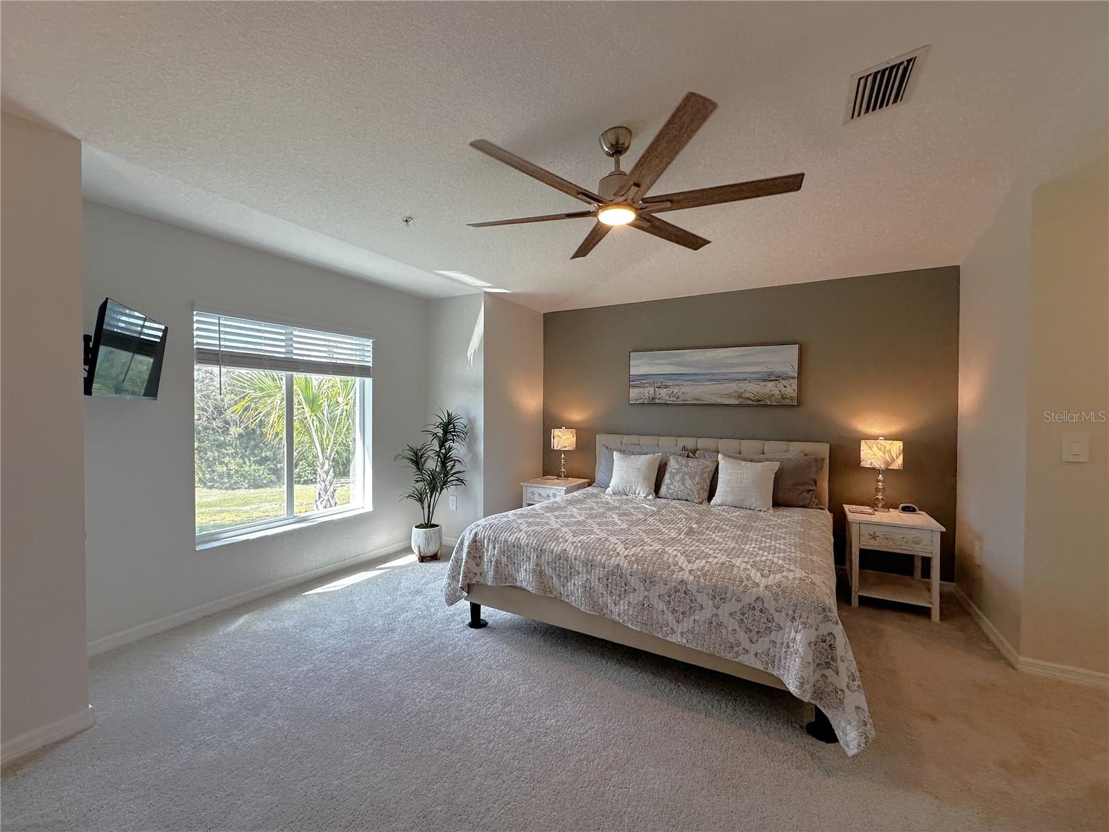 14231 Heritage Landing Blvd #1928 Property Photo 12