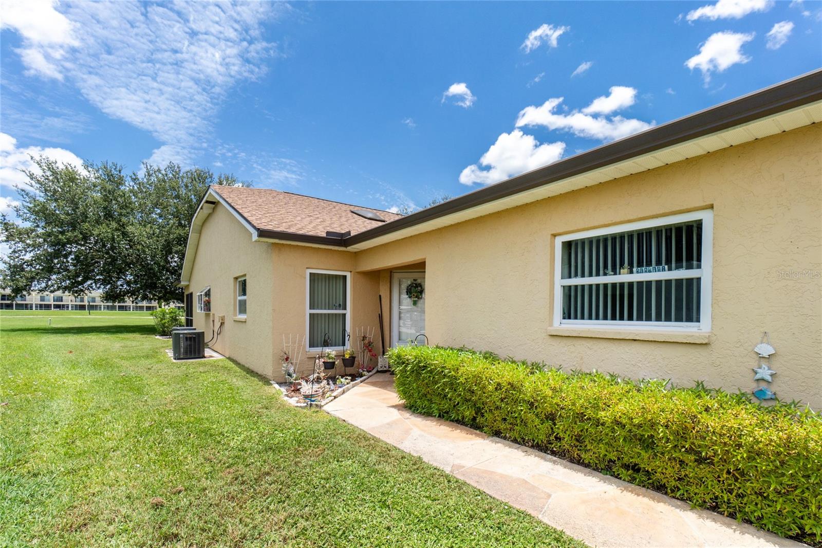 1203 Saxony Cir Property Photo 48