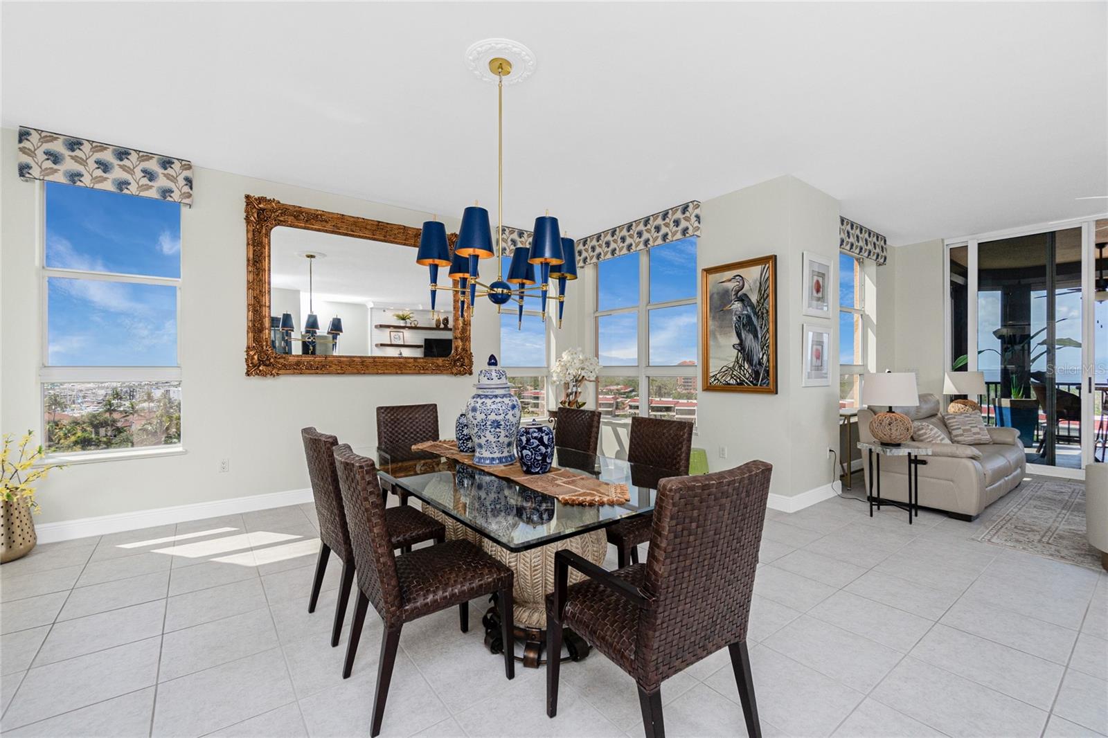 3313 Sunset Key Cir #701 Property Photo 11