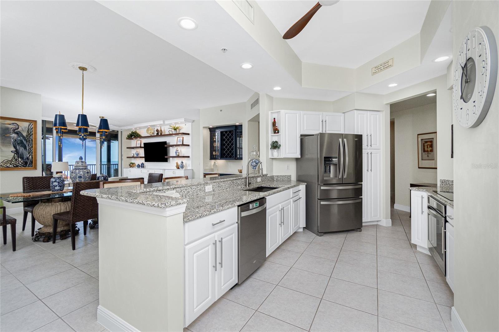 3313 Sunset Key Cir #701 Property Photo 19
