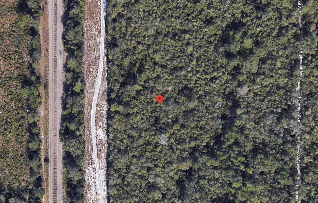 Riegel (paper) Ave Property Photo 3