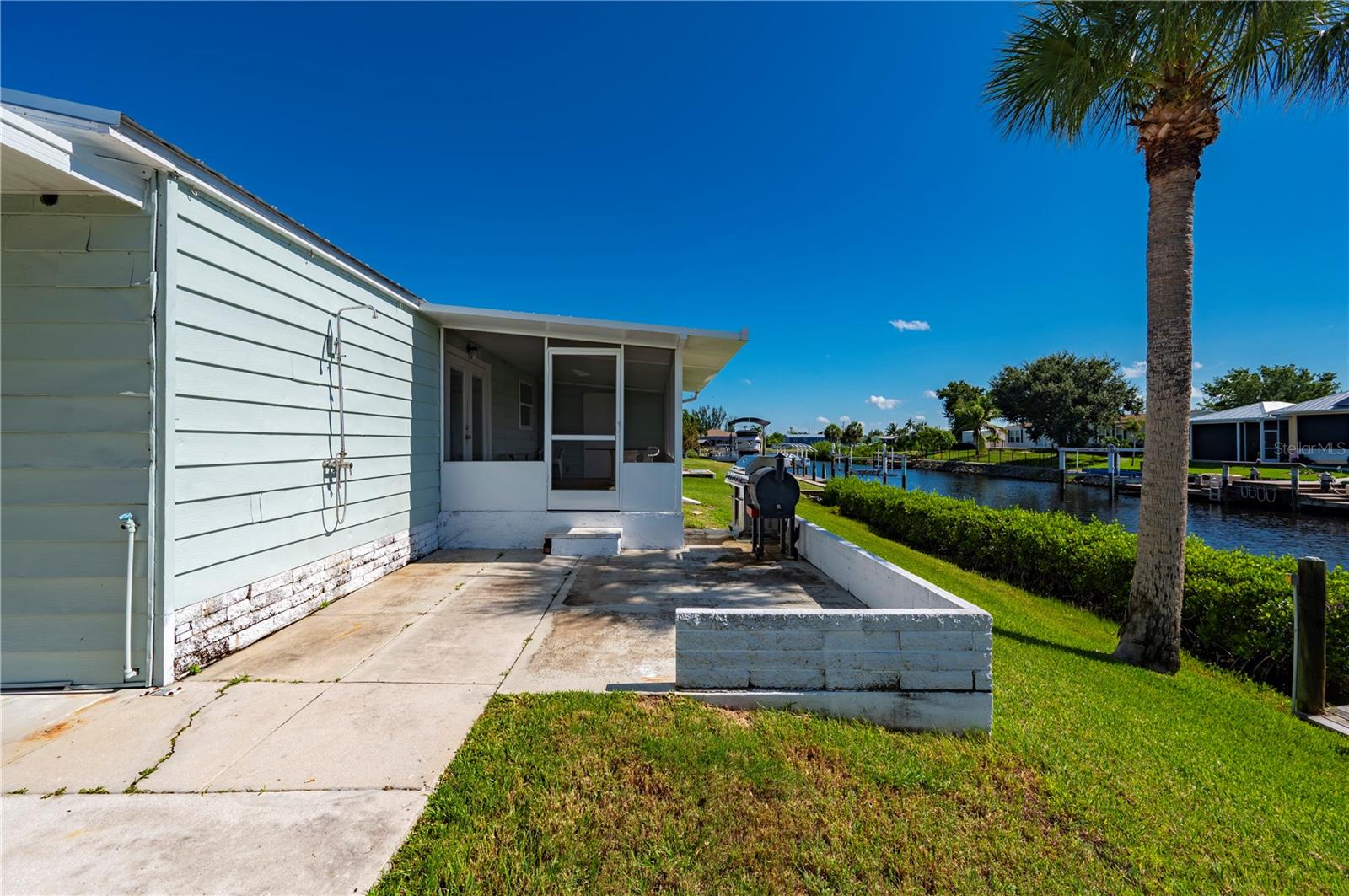 4220 Deltona Dr Property Photo 32