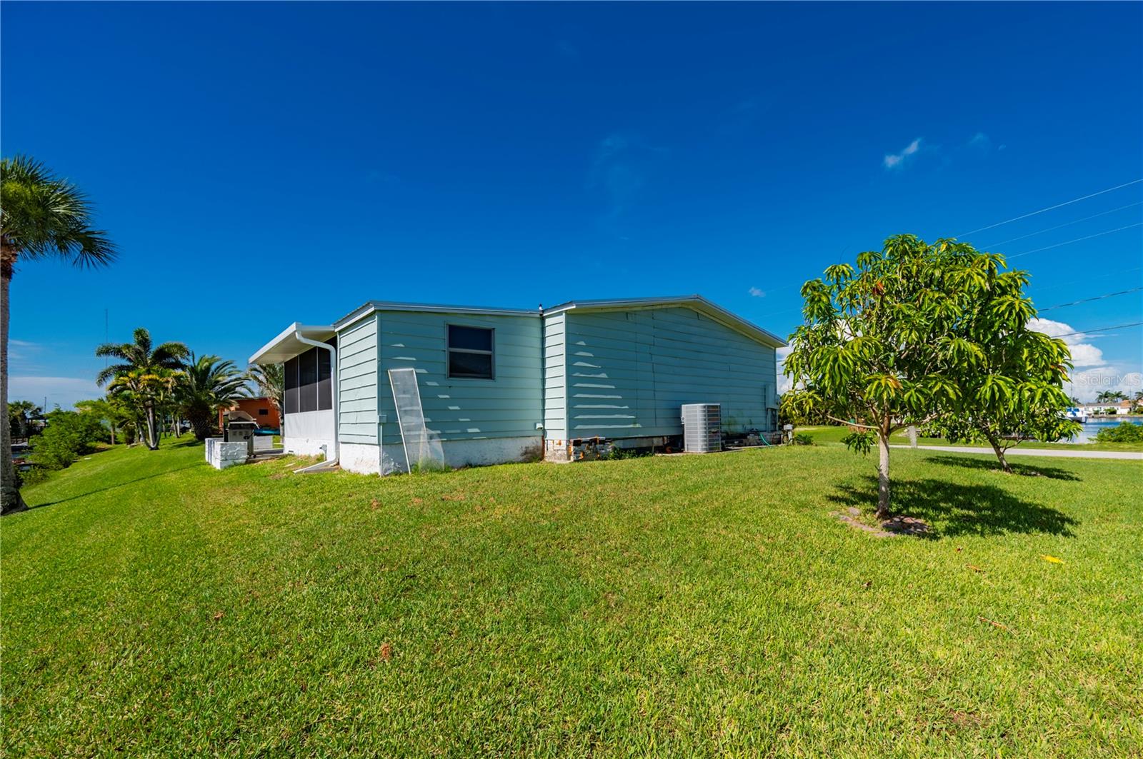 4220 Deltona Dr Property Photo 35