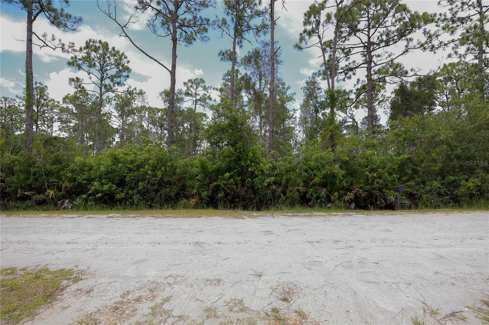 28381 Hermoso Dr Property Photo 2