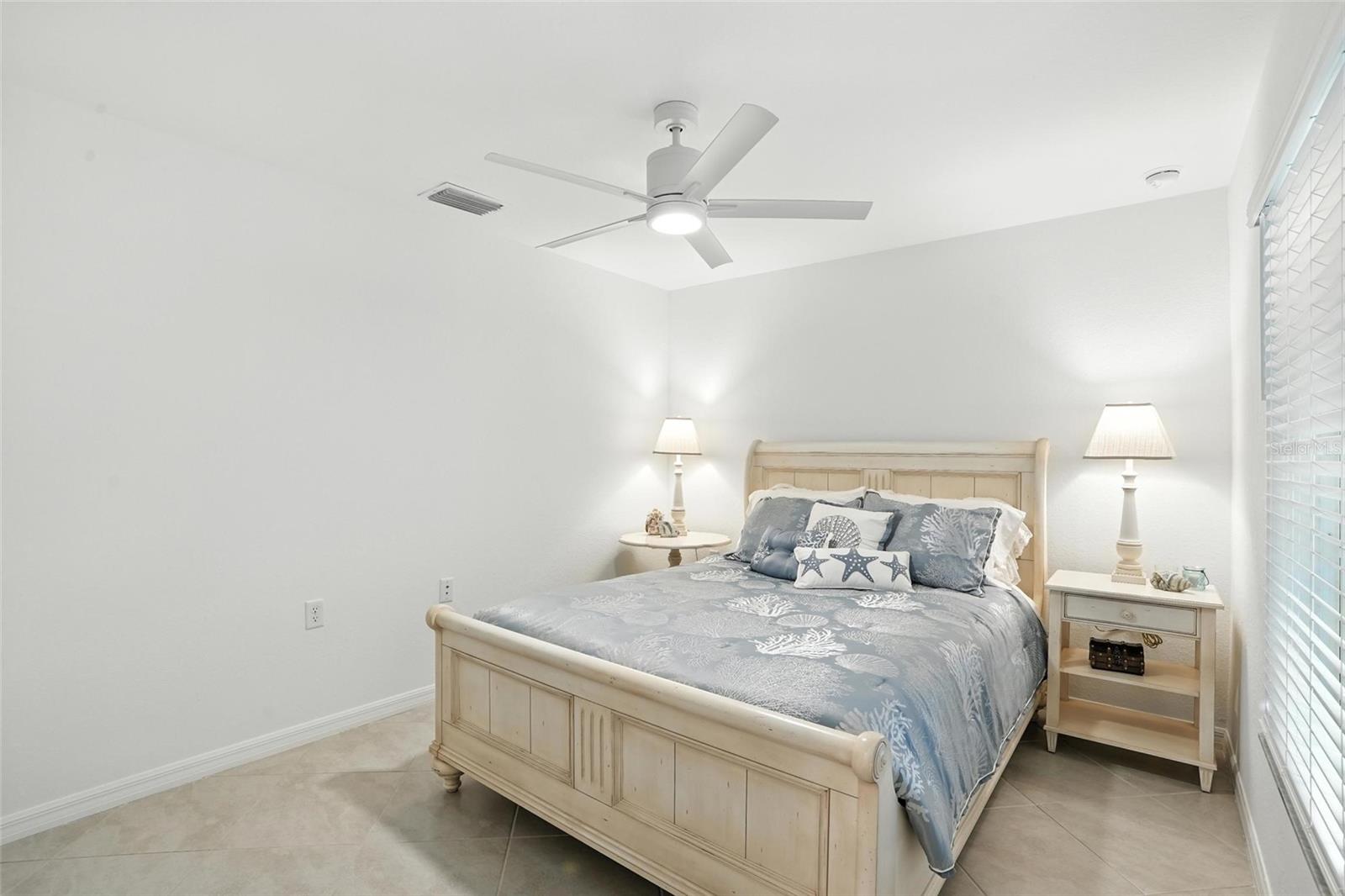 14194 Heritage Landing Blvd #623 Property Photo 21