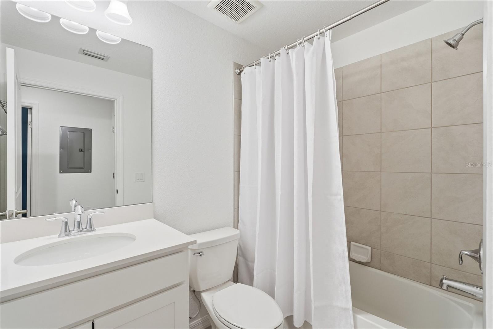 14194 Heritage Landing Blvd #623 Property Photo 24