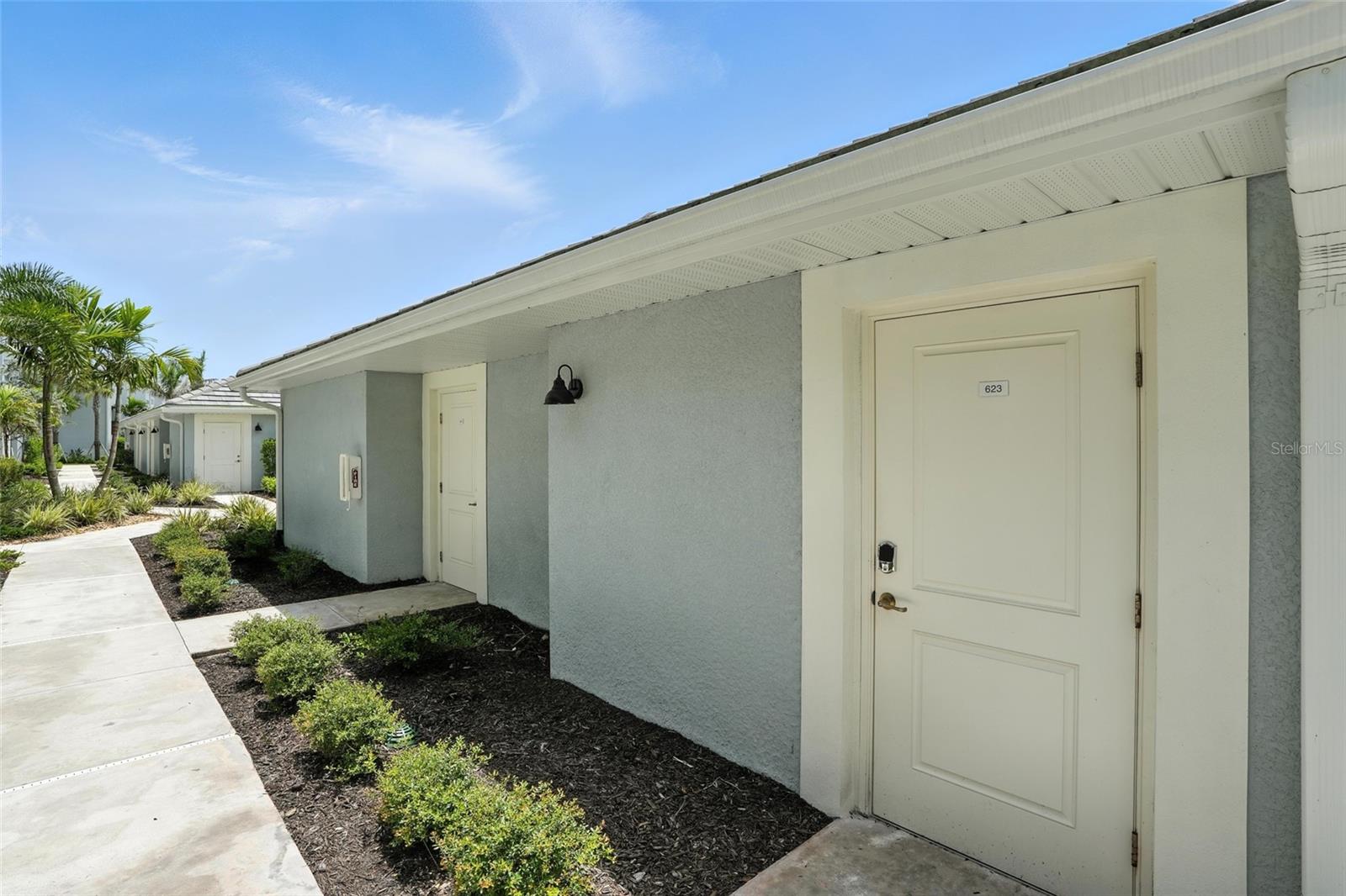 14194 Heritage Landing Blvd #623 Property Photo 29