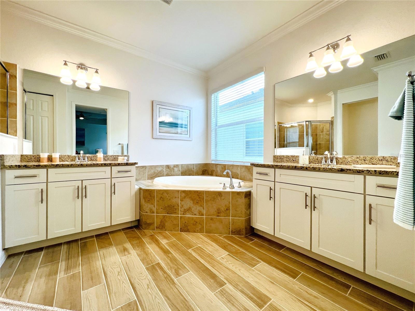 14700 Cherry Blossom Way Property Photo 11