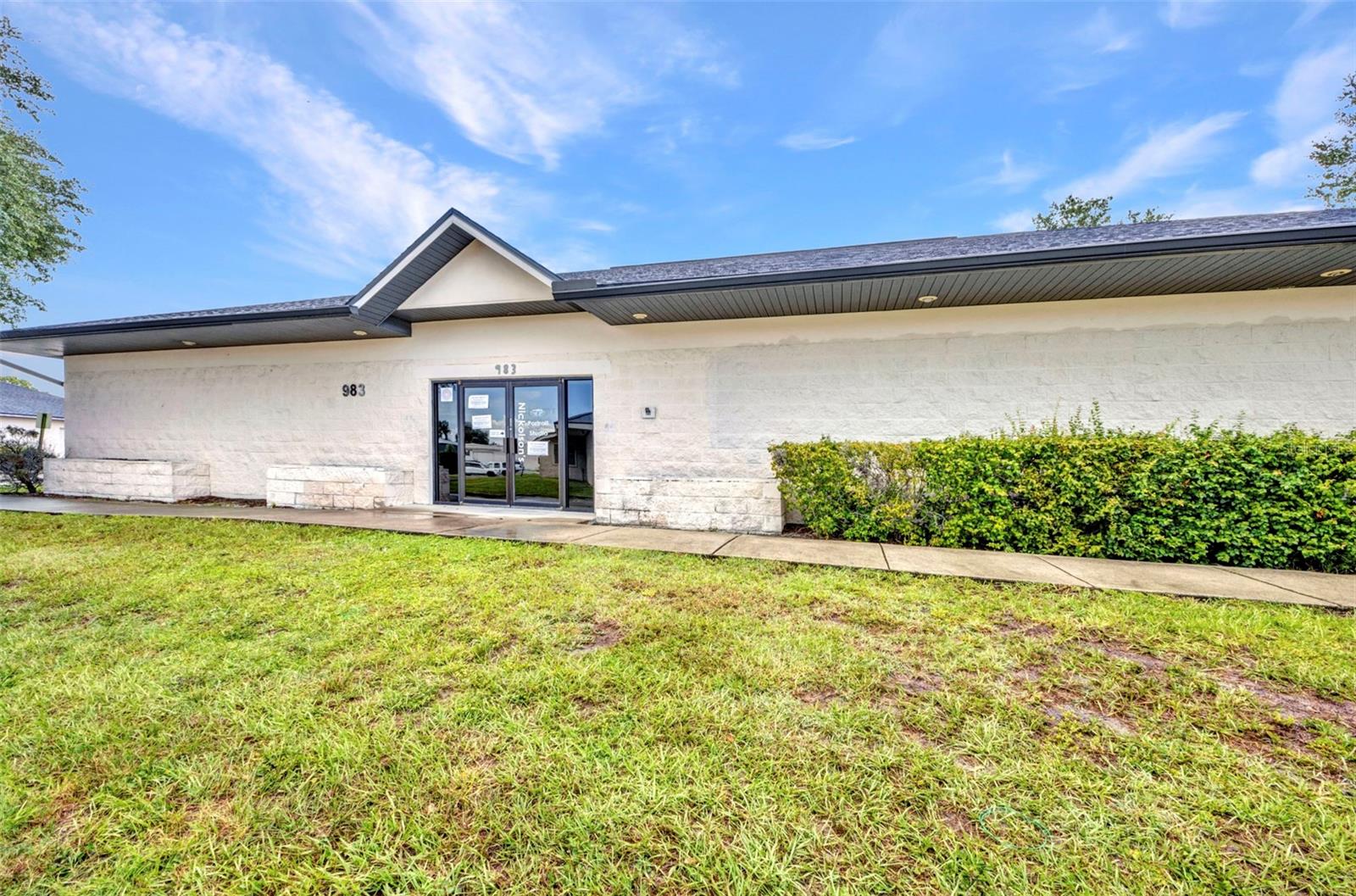 983 Tamiami Trl Property Photo 4