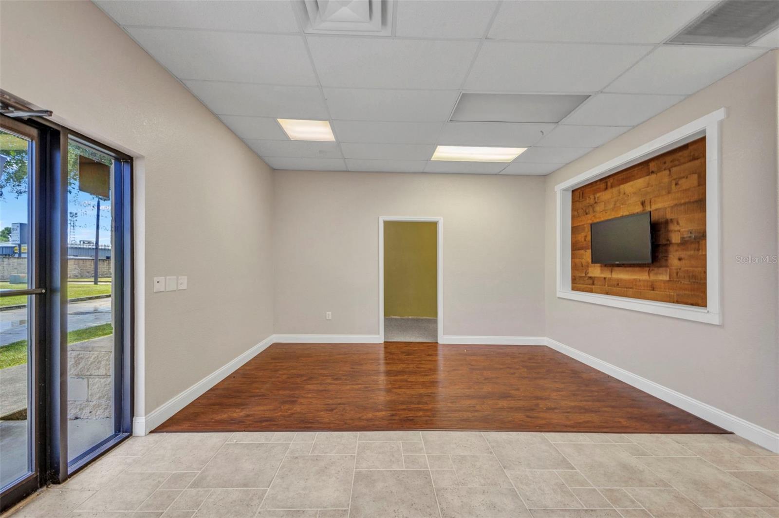983 Tamiami Trl Property Photo 9