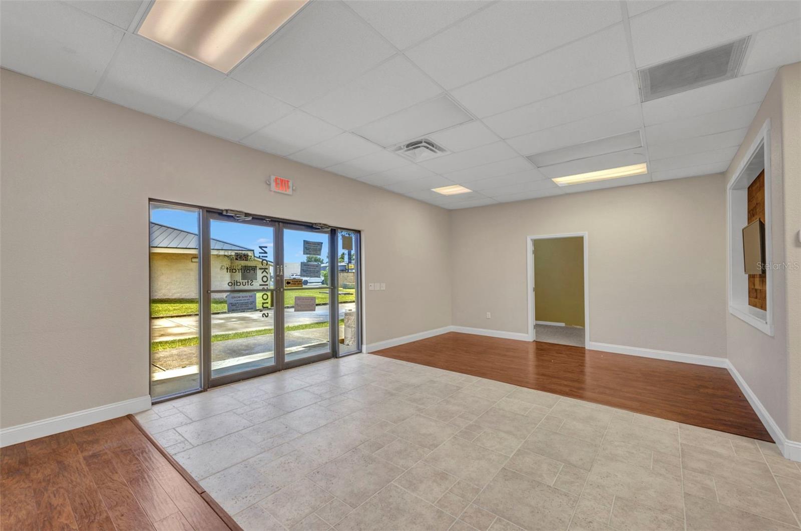 983 Tamiami Trl Property Photo 10