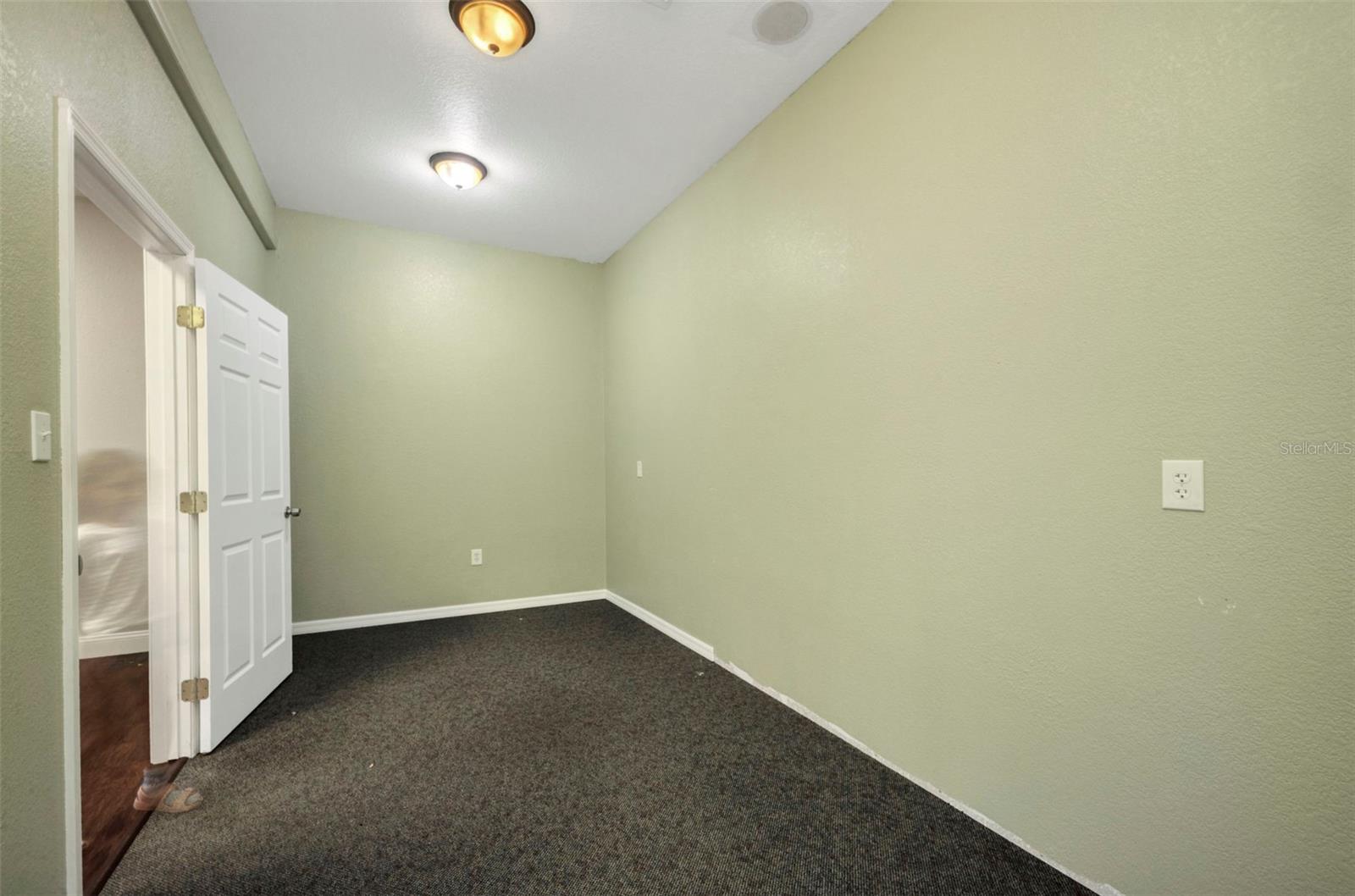 983 Tamiami Trl Property Photo 13