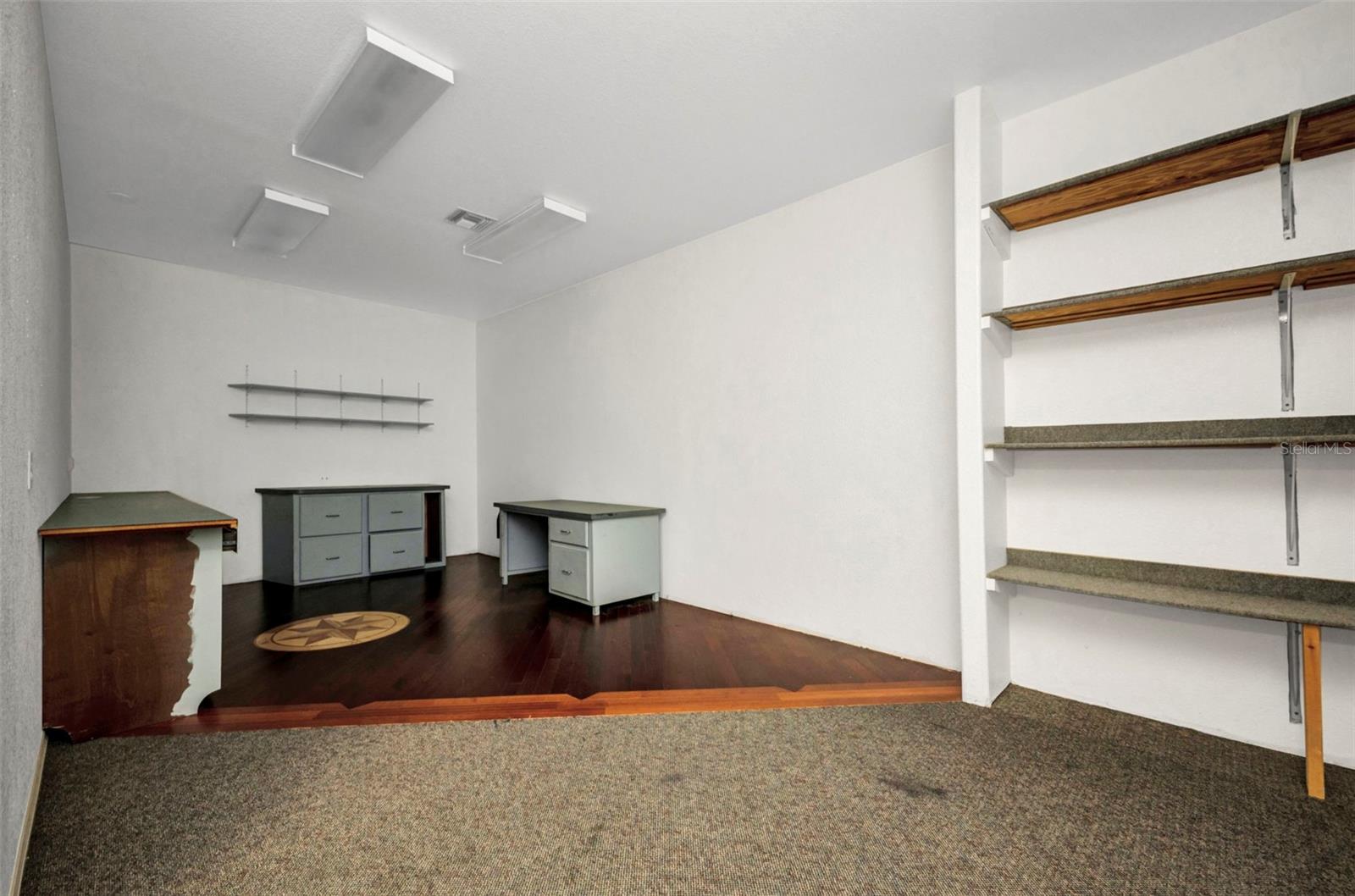 983 Tamiami Trl Property Photo 14