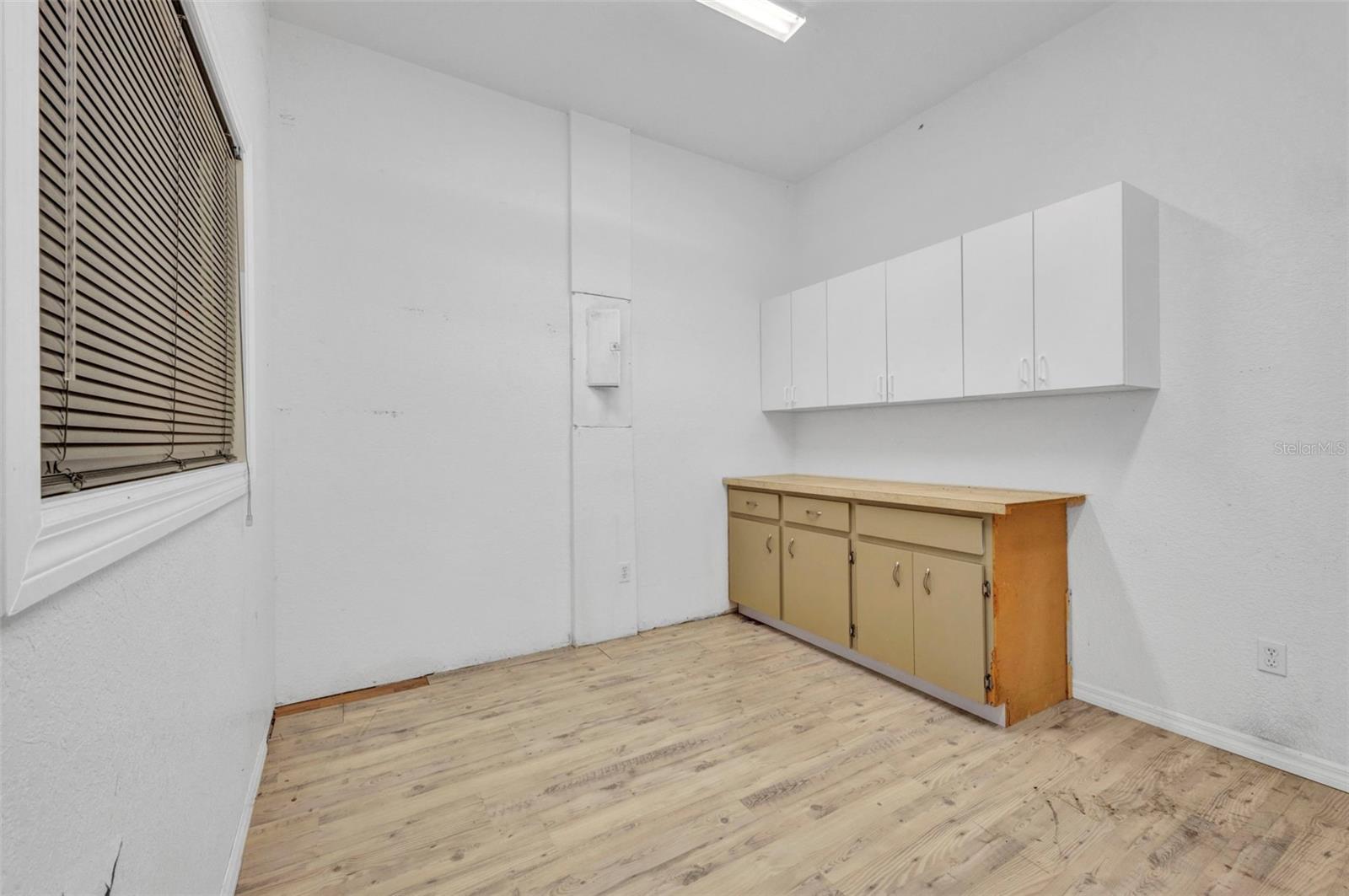 983 Tamiami Trl Property Photo 23