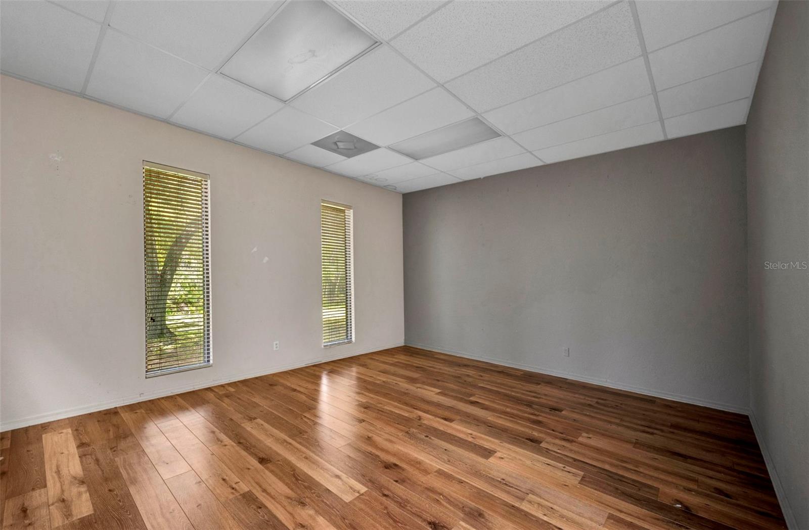 983 Tamiami Trl Property Photo 33