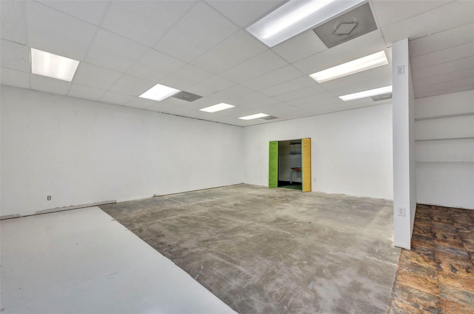 983 Tamiami Trl Property Photo 35