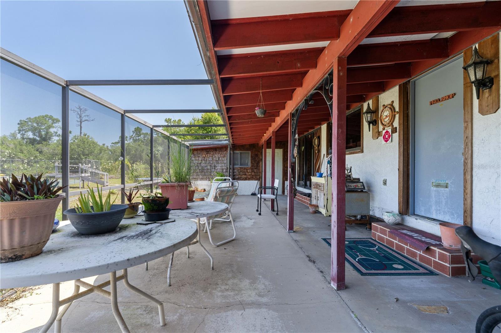2065 Duncan Rd Property Photo 11