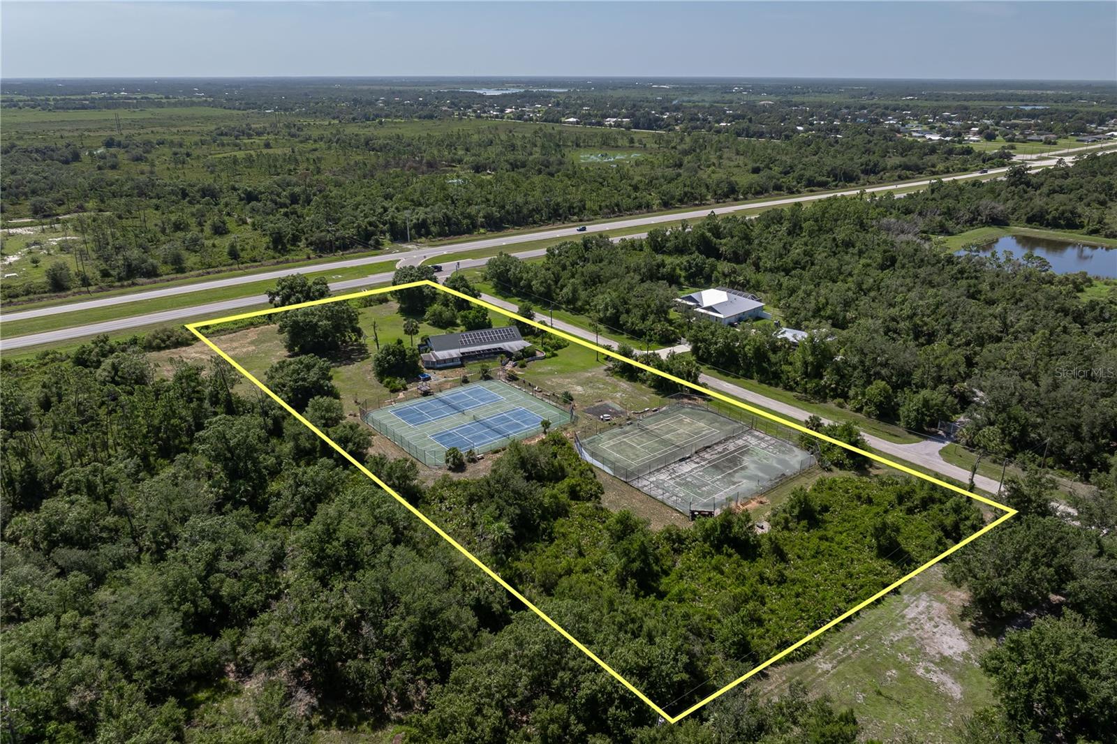 2065 Duncan Rd Property Photo 47