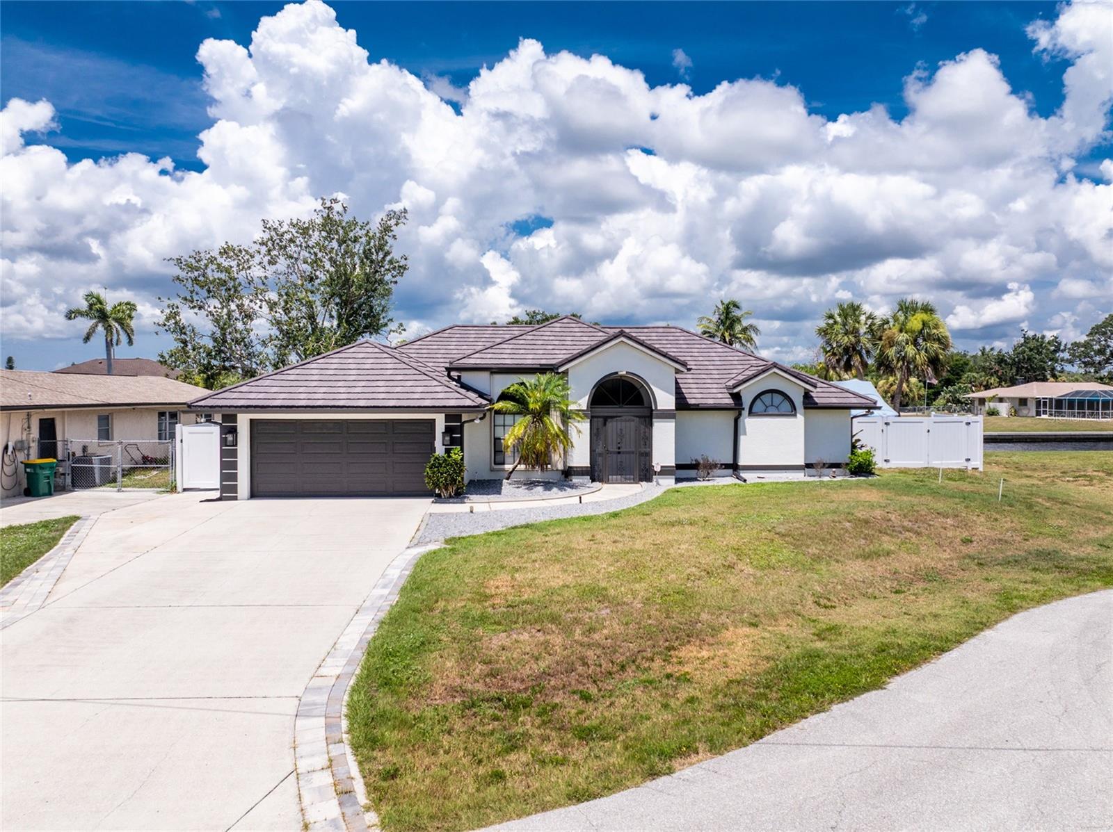 4107 CORN ST Property Photo 1