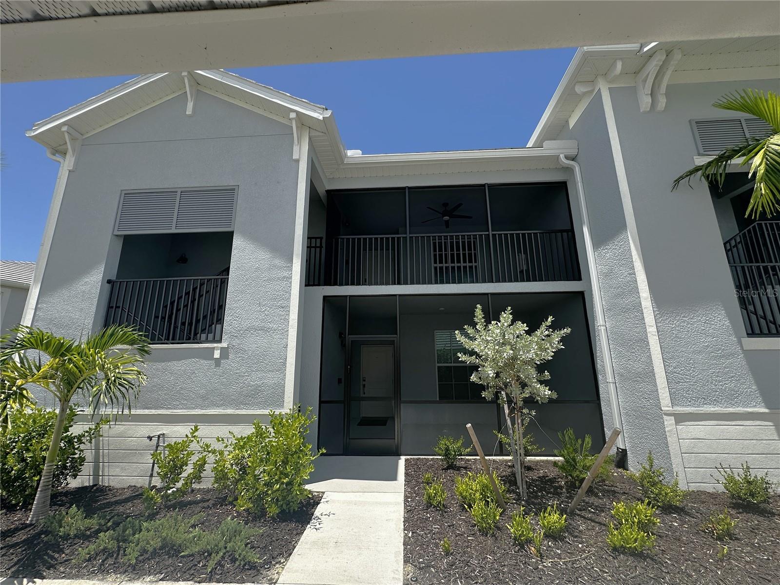 14241 HERITAGE LANDING BLVD #1821 Property Photo 1
