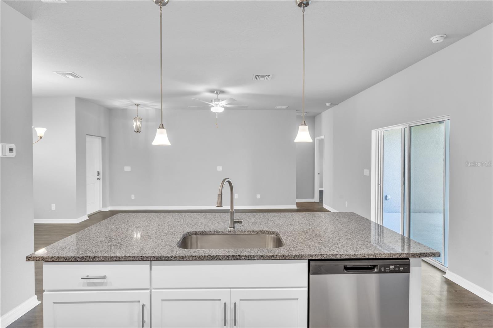 5289 Gillot Blvd Property Photo 7