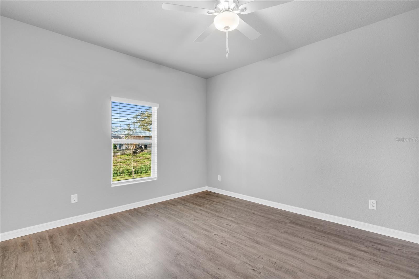 5289 Gillot Blvd Property Photo 8