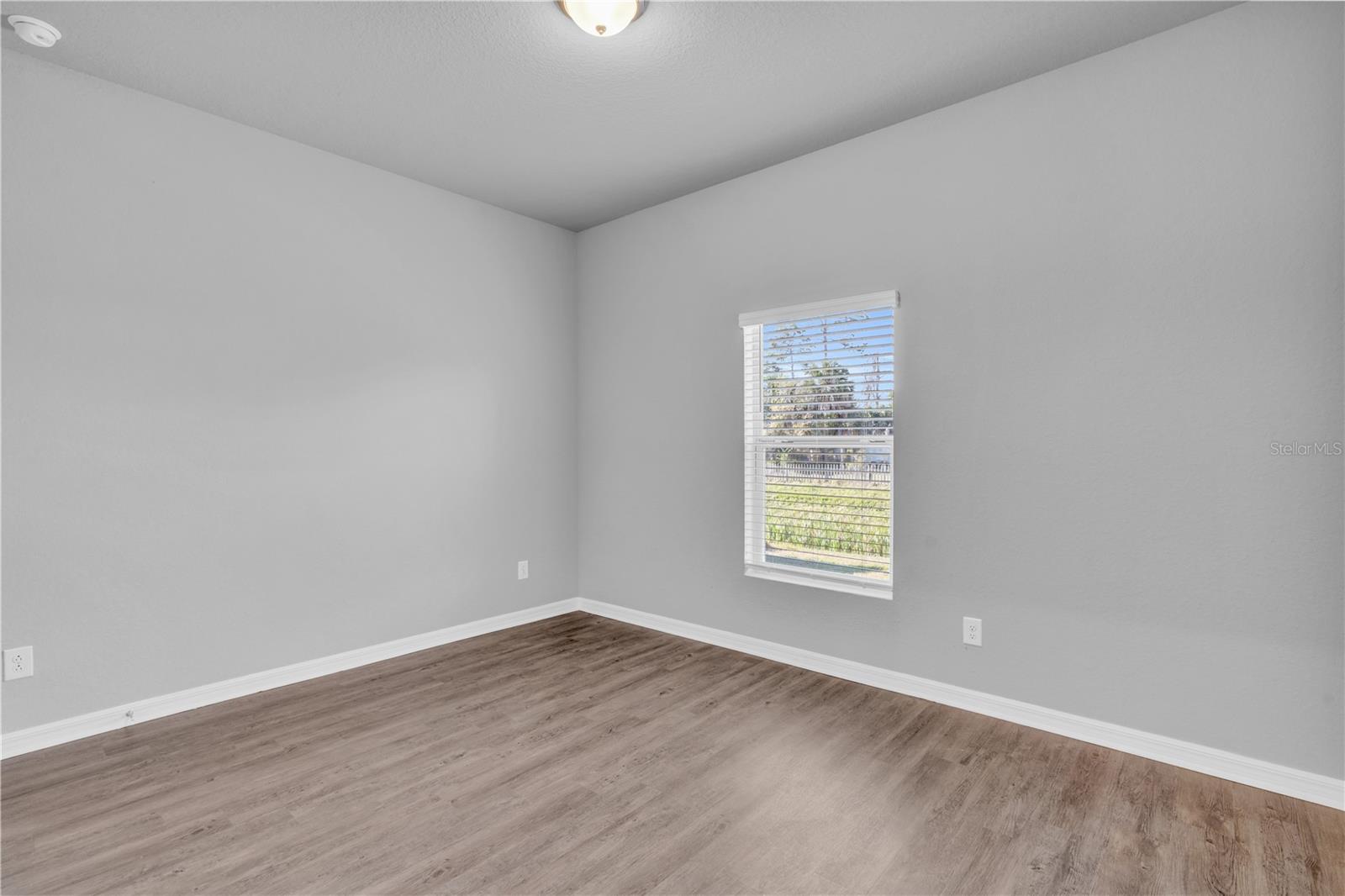 5289 Gillot Blvd Property Photo 14