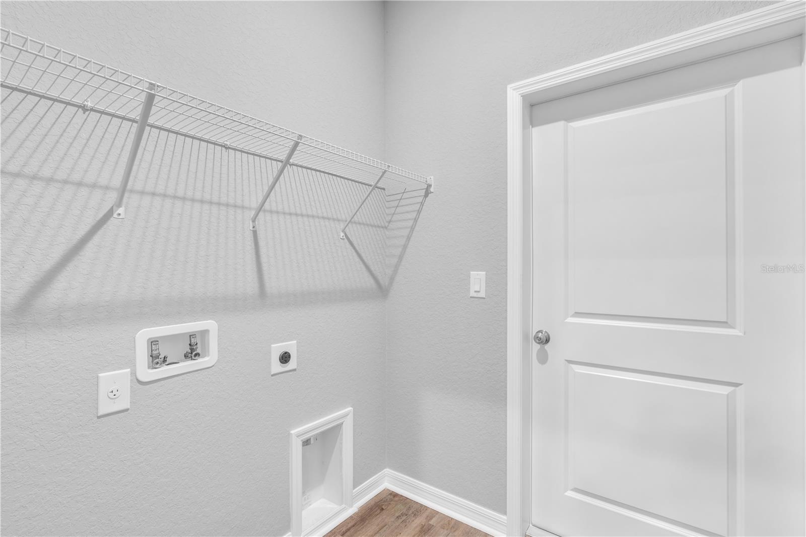 5289 Gillot Blvd Property Photo 16