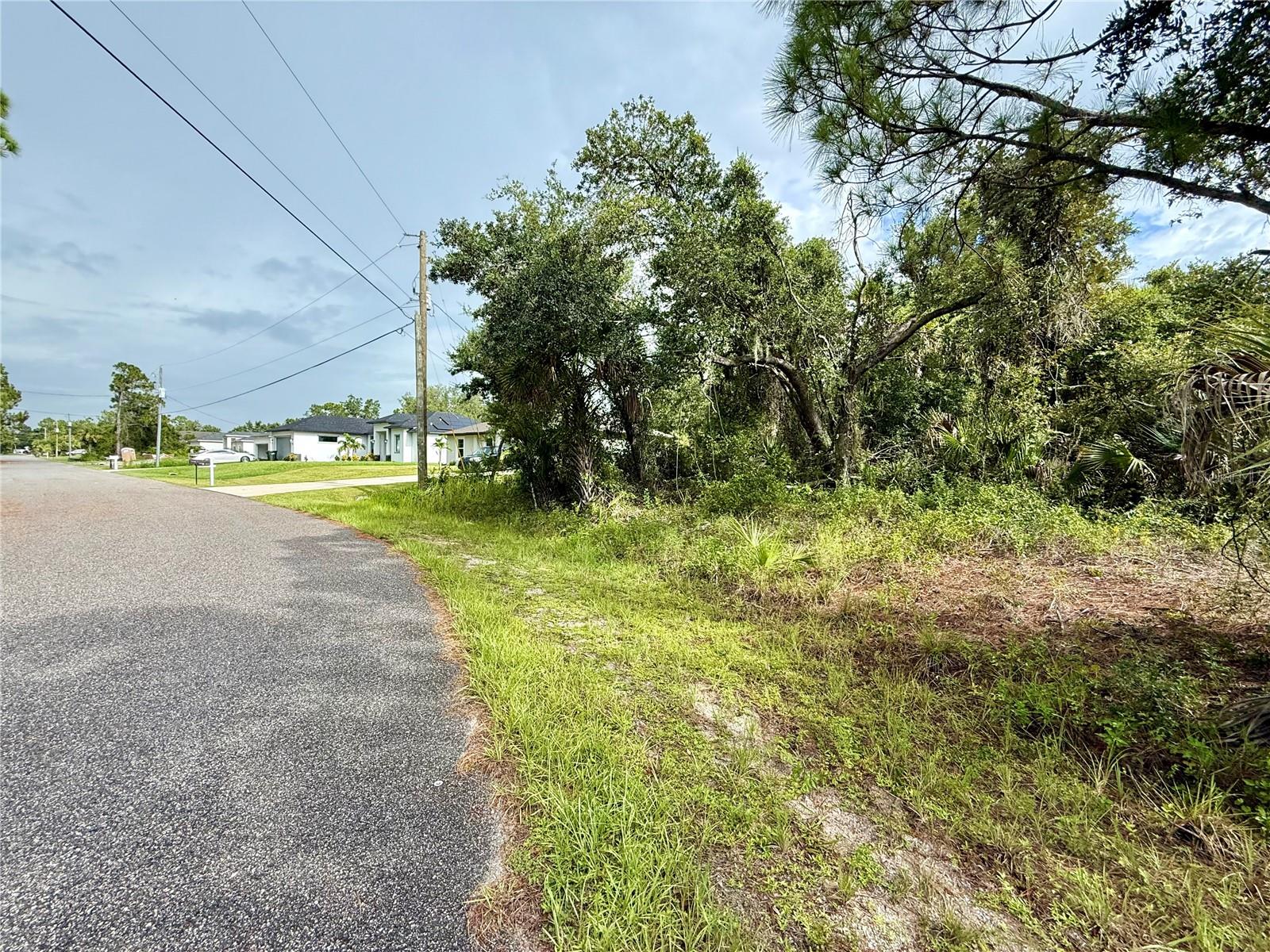 LANAI AVE Property Photo 1
