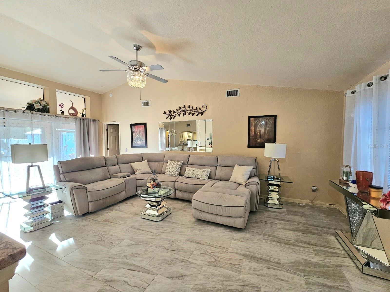 2298 Cedarwood St Property Photo 17