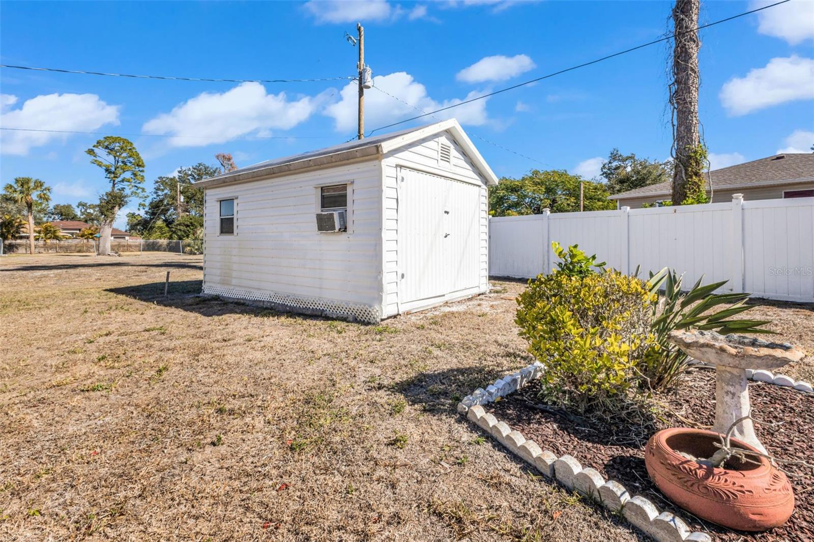 2298 Cedarwood St Property Photo 54