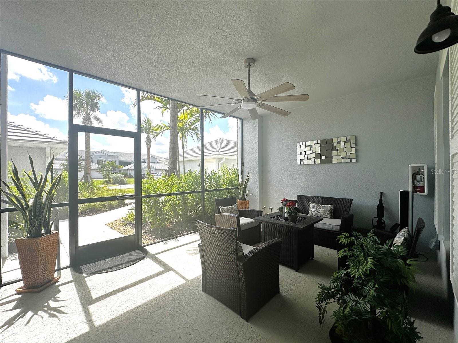 14261 Heritage Landing Blvd #1615 Property Photo 4