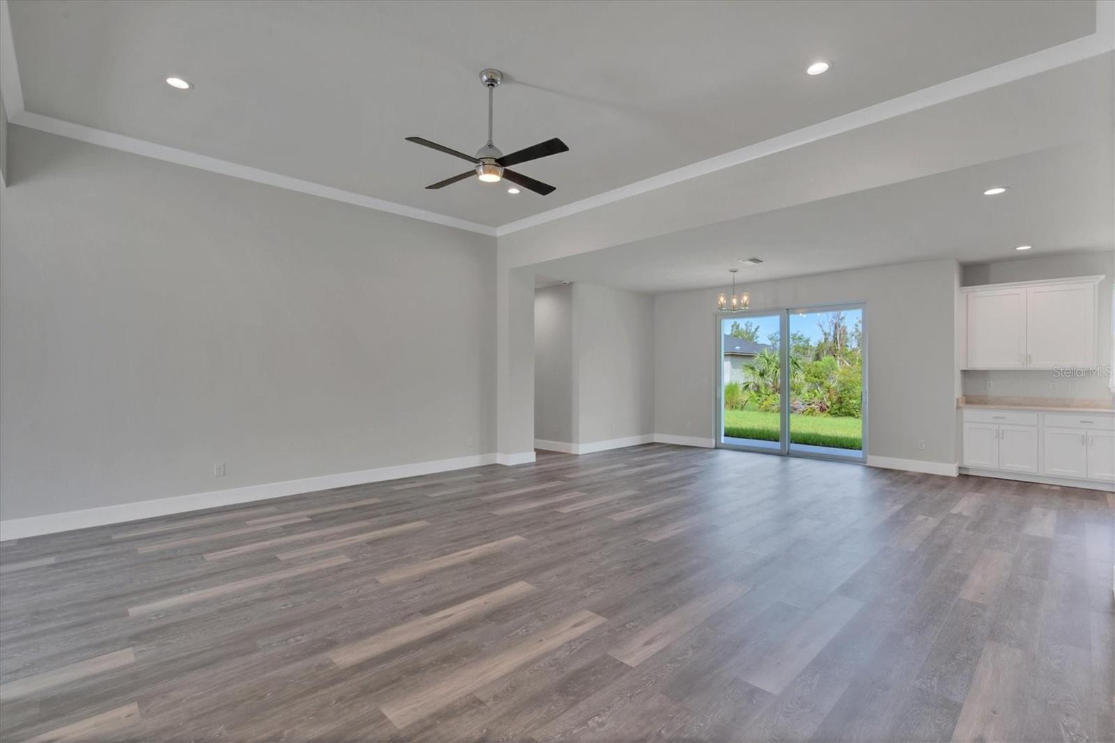 9245 Zorn St Property Photo 15