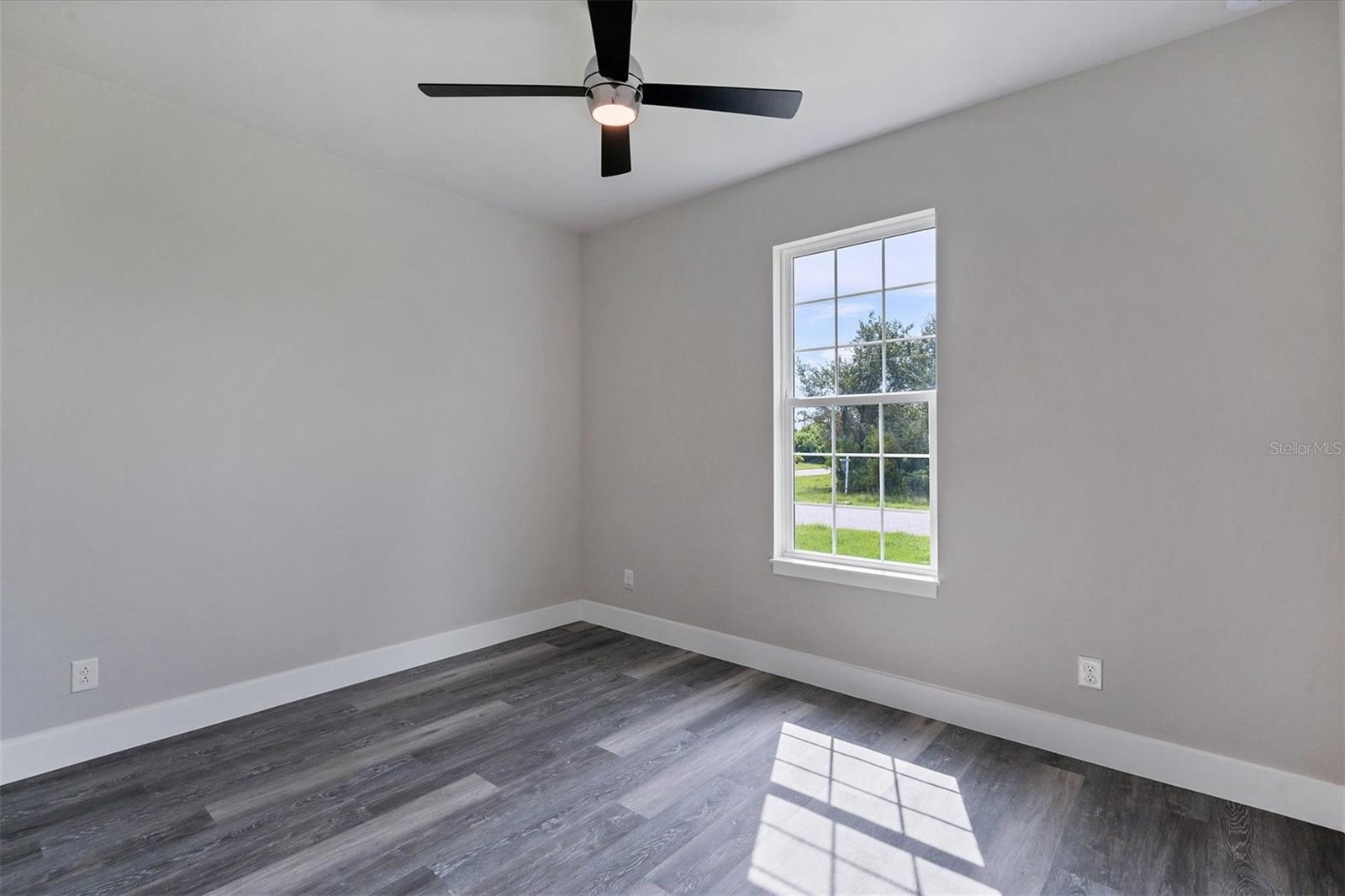 9245 Zorn St Property Photo 32