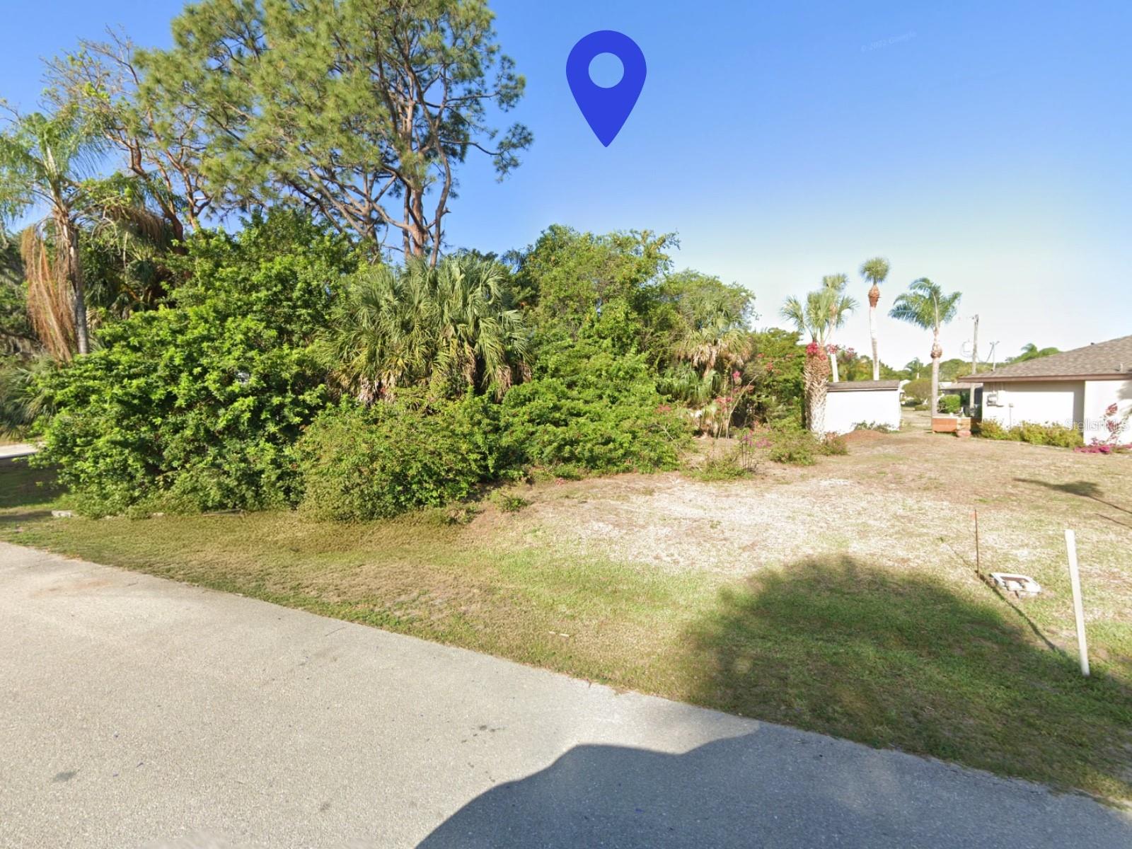 4203 Day St Property Photo 3
