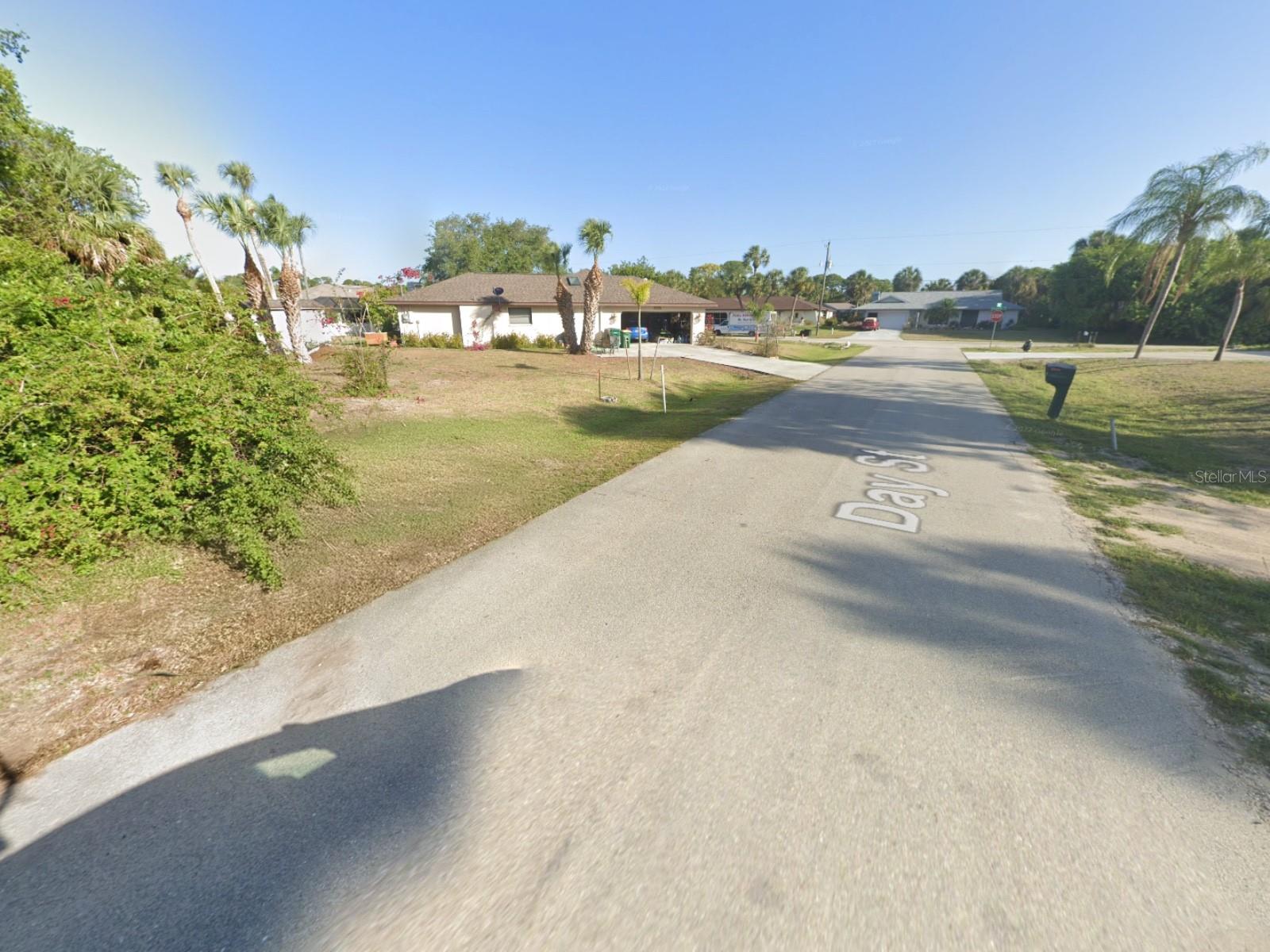 4203 Day St Property Photo 5