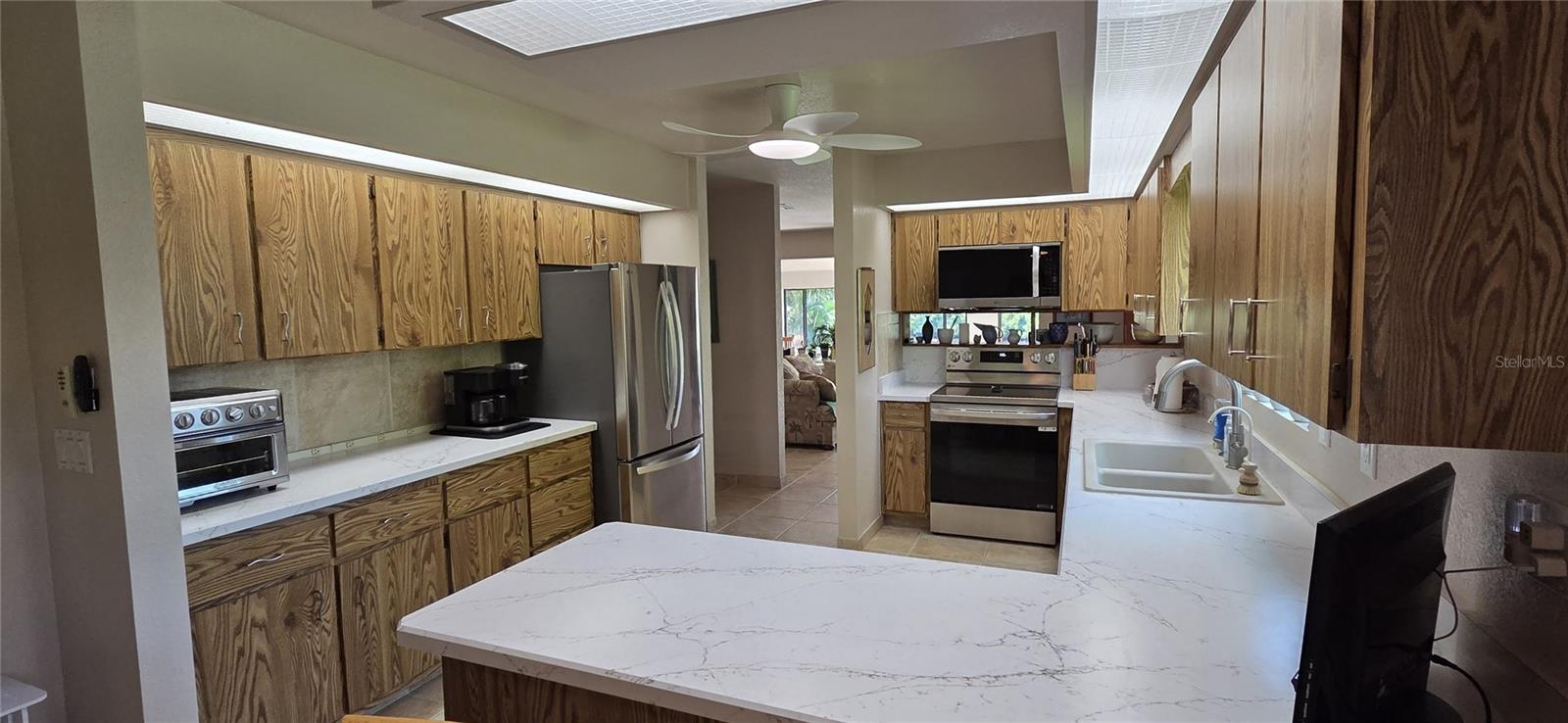 2076 River Basin Ter Property Photo 13
