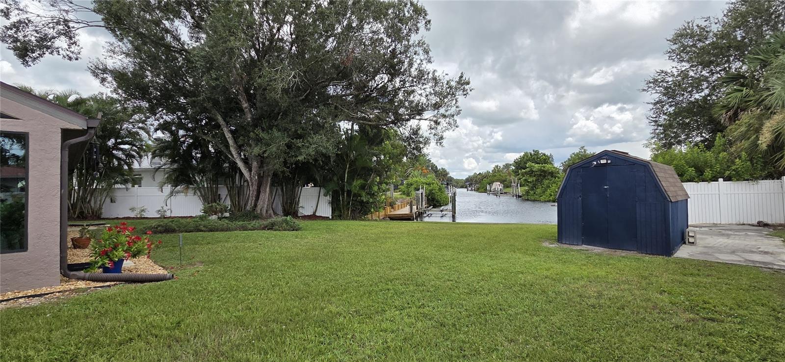 2076 River Basin Ter Property Photo 34