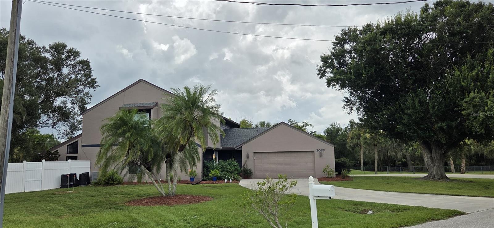 2076 River Basin Ter Property Photo 36