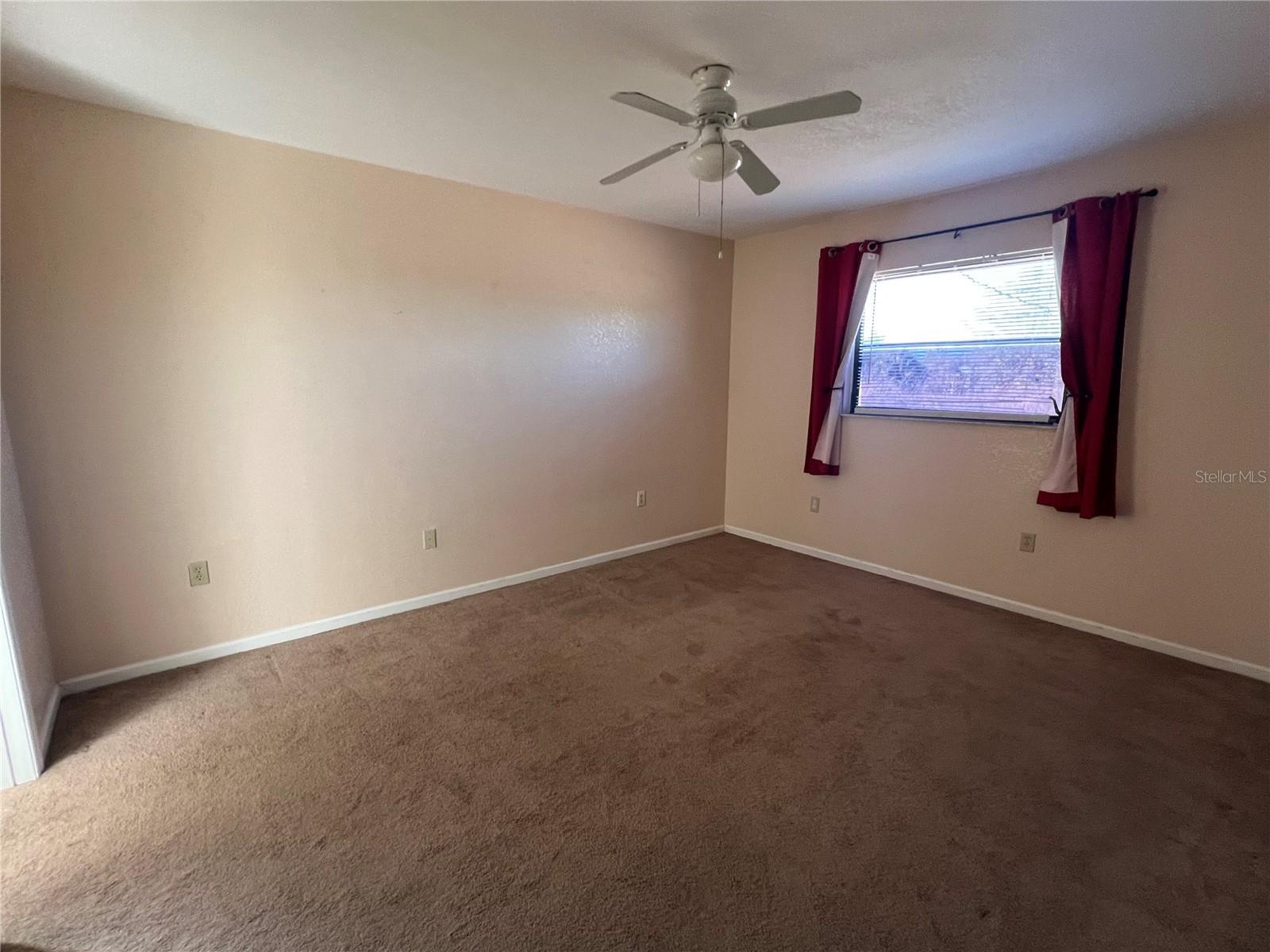 27082 Adams St #a Property Photo 5