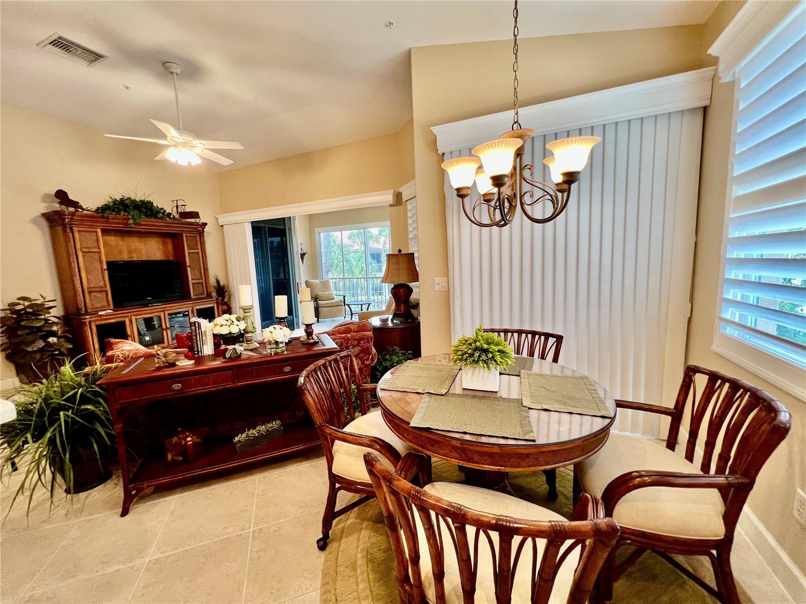 3304 Sunset Key Cir #d Property Photo 15