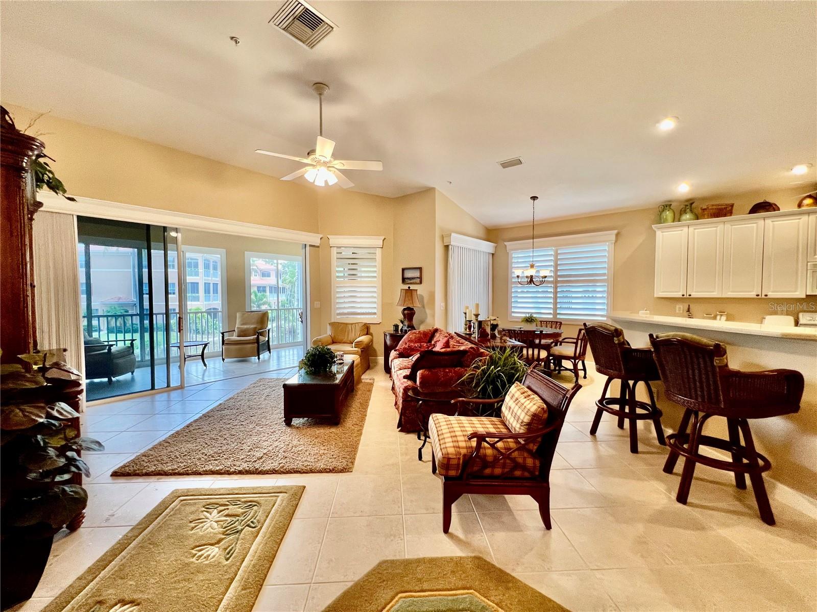 3304 Sunset Key Cir #d Property Photo 16