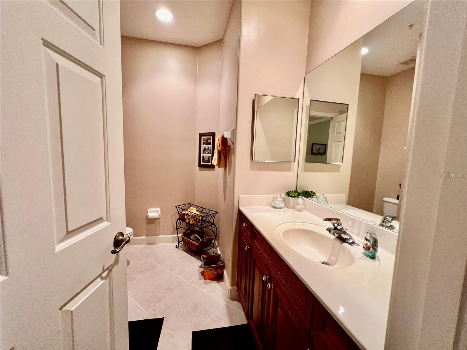 3304 Sunset Key Cir #d Property Photo 25