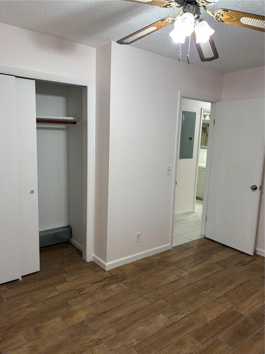 6418 W Paris St Property Photo 14