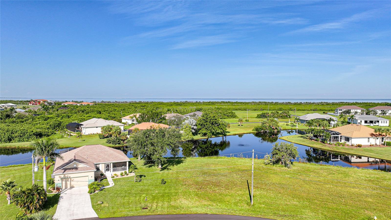 17357 Yosemite Ct Property Photo 3