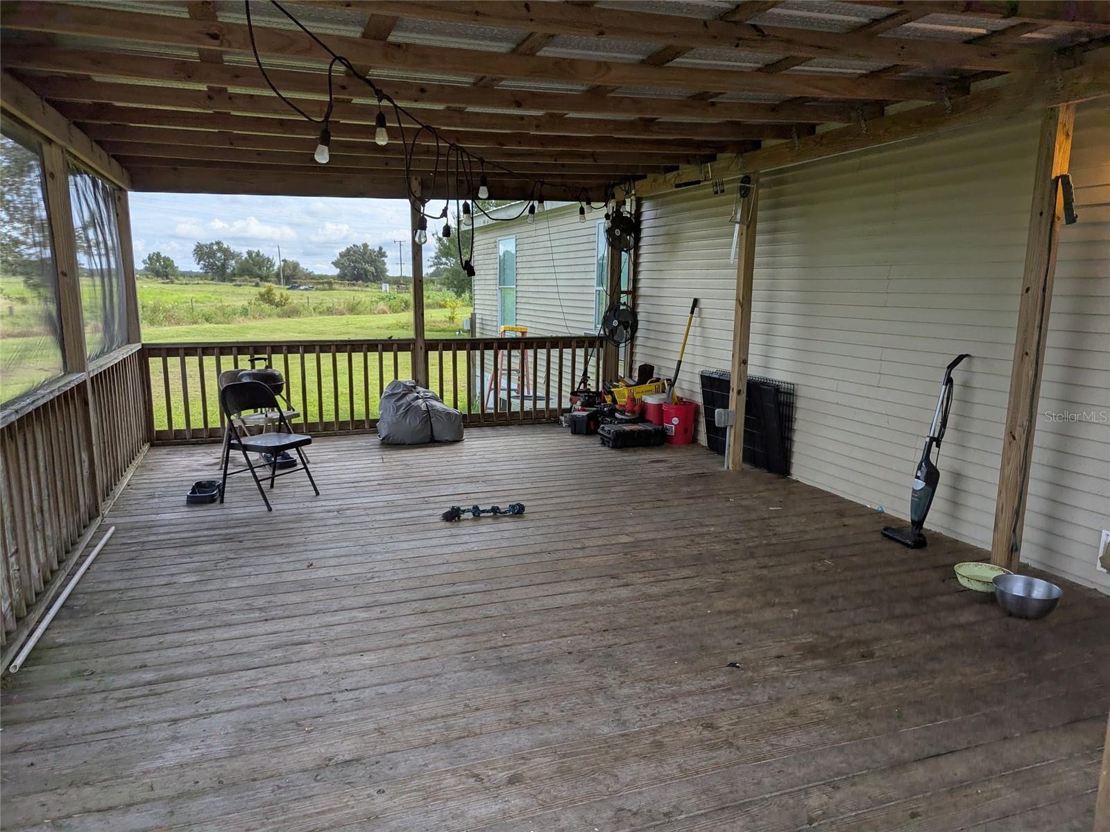 1291 Ne Hansel Ave Property Photo 9