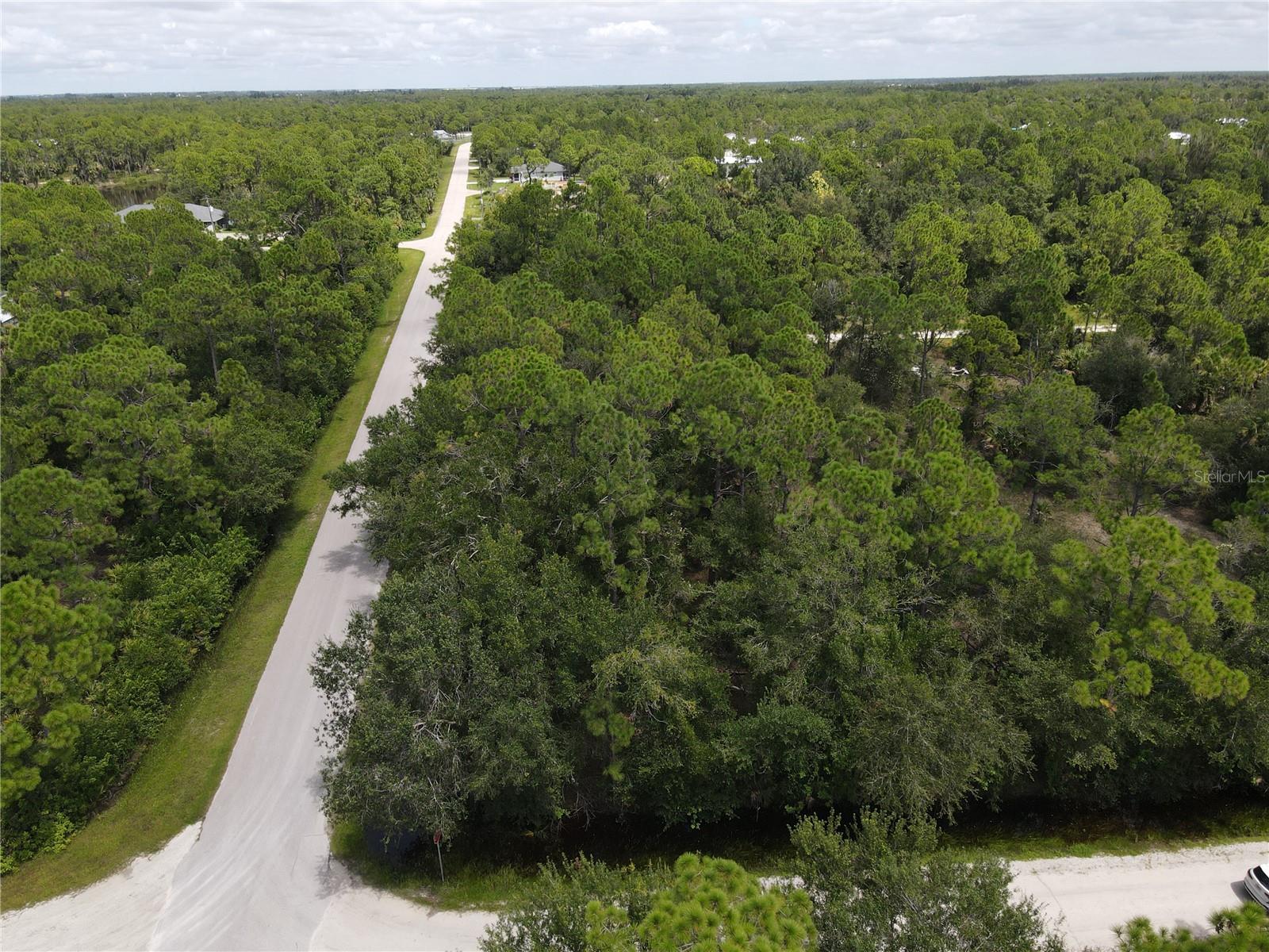 27282 ALOHA DR Property Photo 1