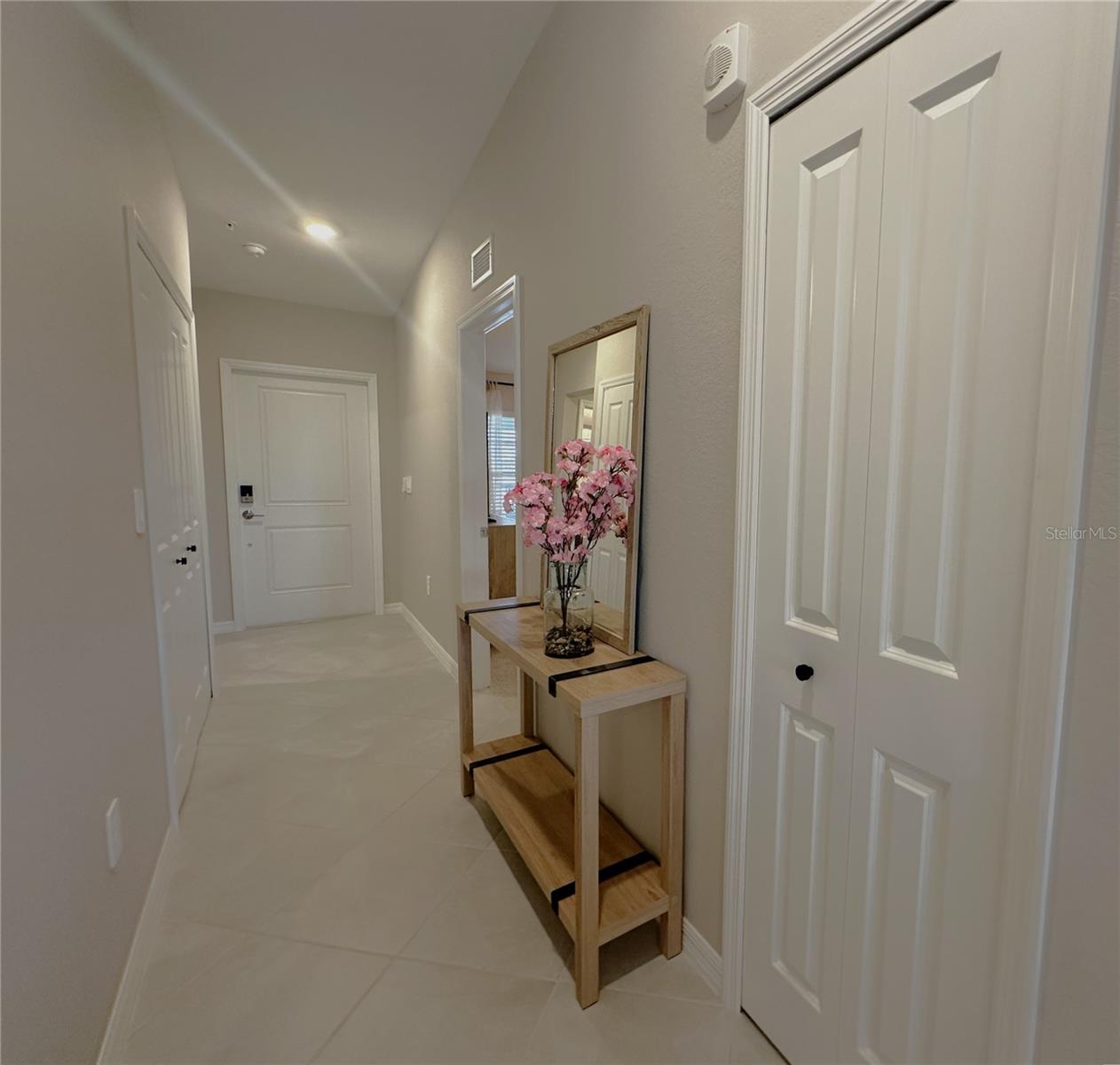 14251 Heritage Landing Blvd #1723 Property Photo 12