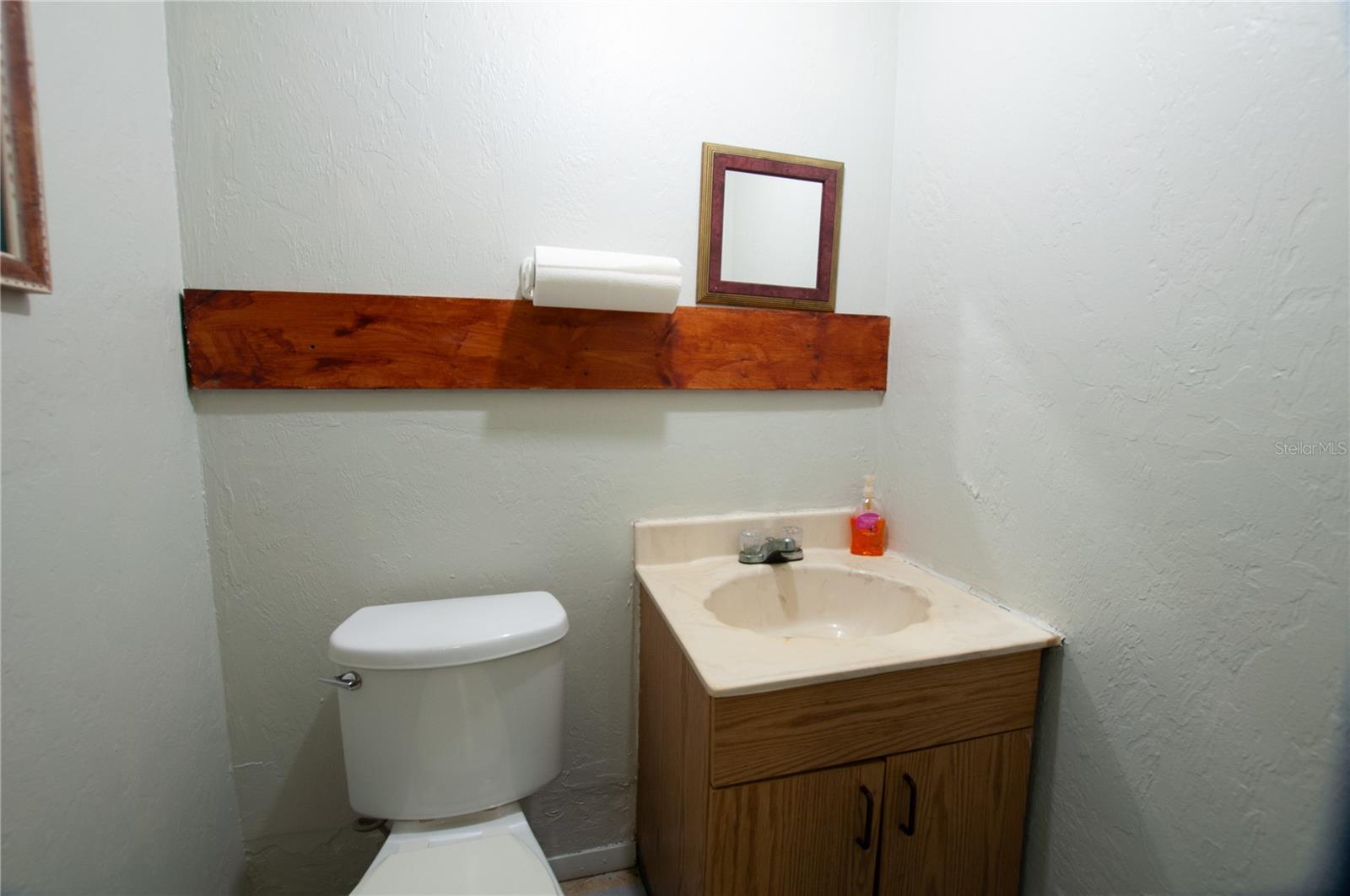 2865 Se Highway 31 Property Photo 6