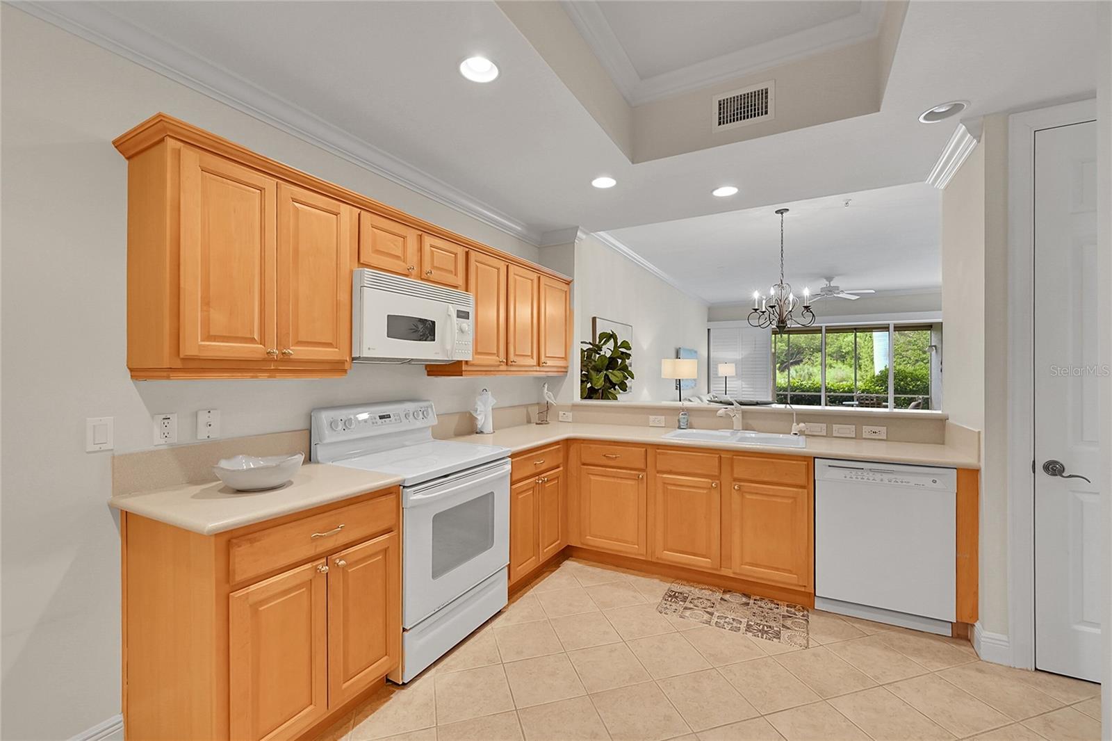 C7514589 Property Photo 6